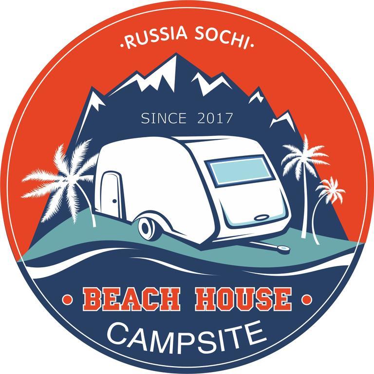 Russian camping. Трейлерный парк Campsite Beach House. Camping House.
